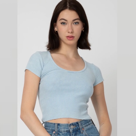 BDG Tops - BDG 
Blue Scoop Rib Baby Tee Size Small